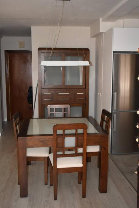 Precioso Piso En Almeria Centro Con Parking Gratis Bagian luar foto